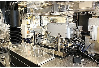 Das Röntgenmikroskop ZEISS Xradia 810 Ultra wird künftig in Halle zur Materialforschung genutzt. Foto: Fraunhofer IMWS