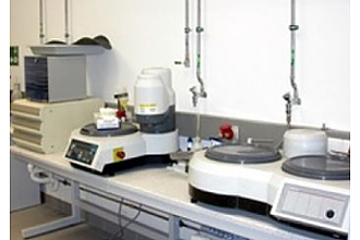 Detailbild zu :  Metallographielabor