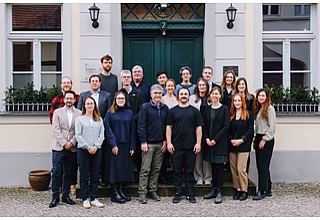 Das Team des interdisziplinären Forschungsverbundes „Implementierungsforschung Sachsen-Anhalt“ (ISA) der Universitätsmedizin Magdeburg. Fotograf: privat