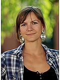 Dr. Edina Schneider