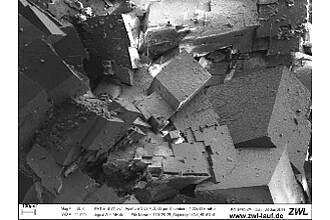 Detailbild zu :  Untersuchungen am Dolomit, Mineral und Gestein