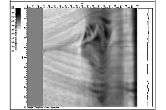 Mikrowellenbild eines GFK-Bauteils mit Faserschlingerungen